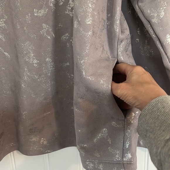 Adidas HALF-ZIP SWEATSHIRT Metallic details XL - Picture 2 of 7